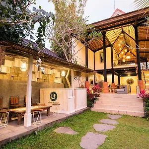  Hostel Tropical